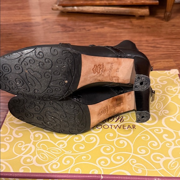 Brighton Risque Boots - Picture 4 of 4